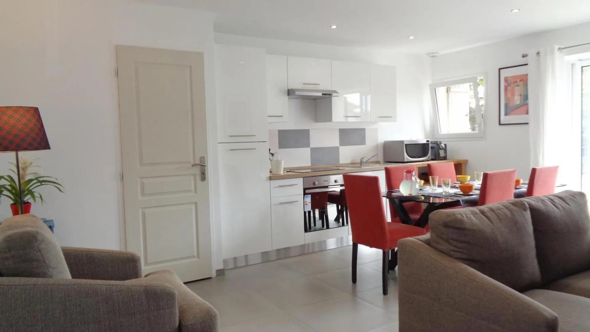 Charmant Gite Dans Les Monts Du Lyonnais Avec Jardin, Terrasse Et Confort Moderne - Fr-1-496-174 Maringes Holiday home